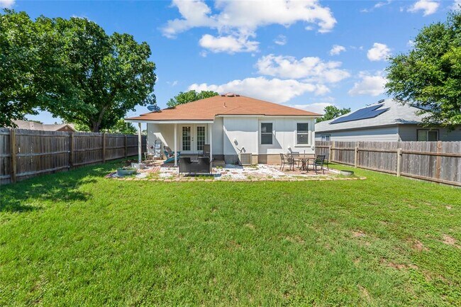 Building Photo - 3101 Hailey Ln