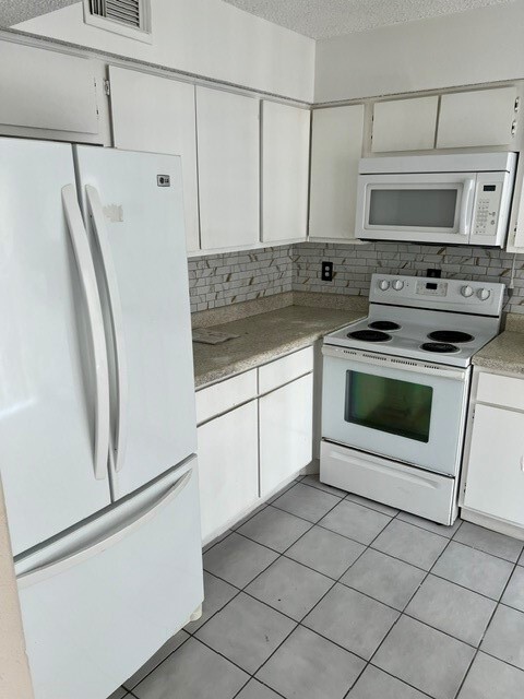 Building Photo - 3252 Windchase Blvd