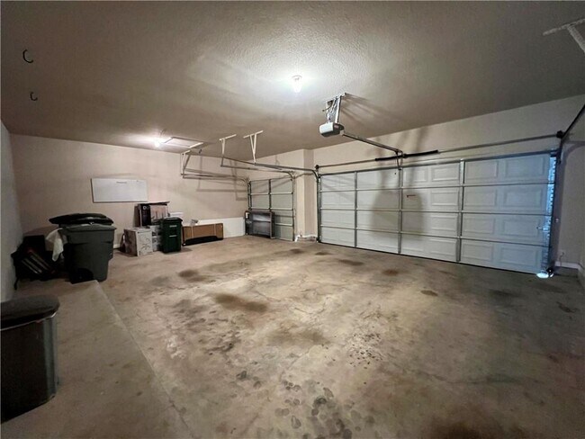 Building Photo - 15521 Whistling Straits Dr