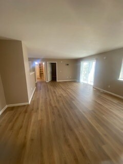 Building Photo - 712 Oakmont Rd