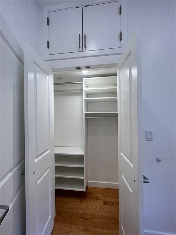 Building Photo - 64 Market St