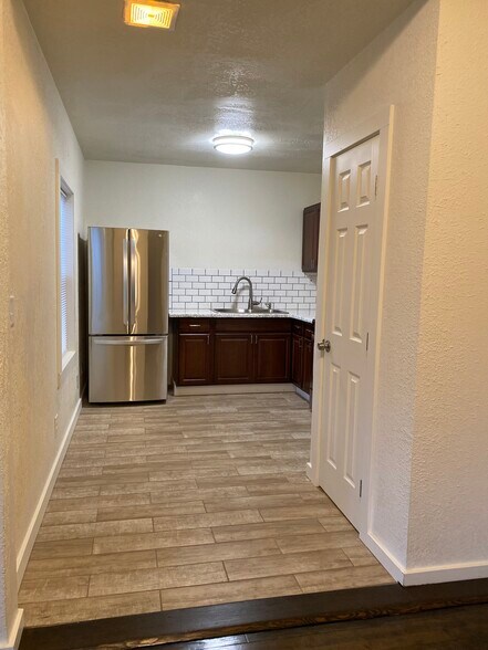 Building Photo - 639 16th St