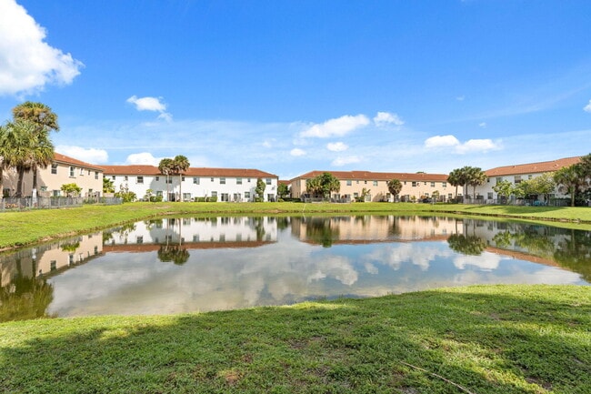 Building Photo - 5313 Ashley River Rd