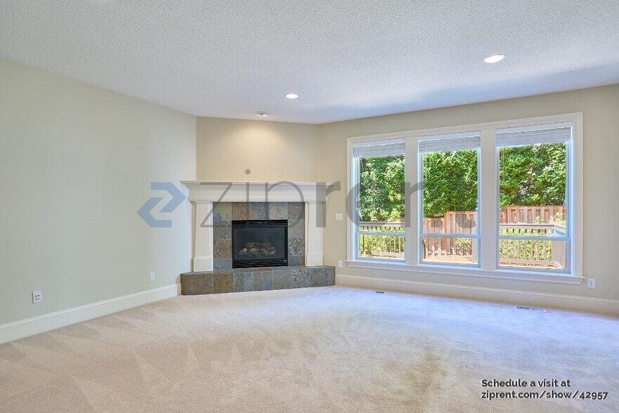 Building Photo - 11379 NW Valros Ln