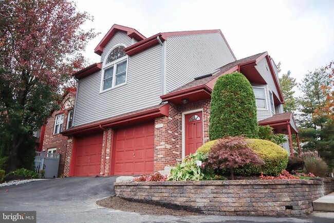 Building Photo - 1126 Chanticleer