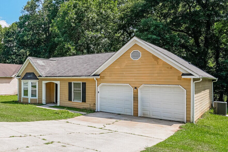 Building Photo - 5649 La Fleur Trail