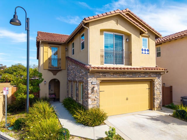 Building Photo - 2406 Nicklaus St