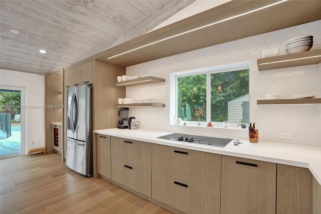 Building Photo - 1020 Bayberry Point Dr