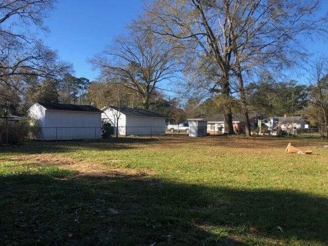 Building Photo - 115 Nancy Drive Rd