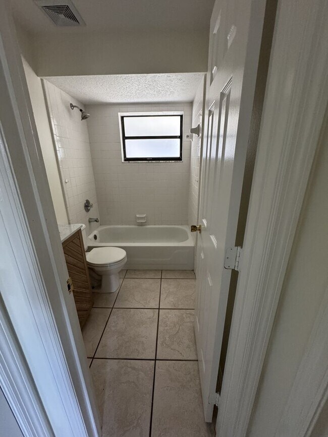 Building Photo - 895 Wandering Pine Trail