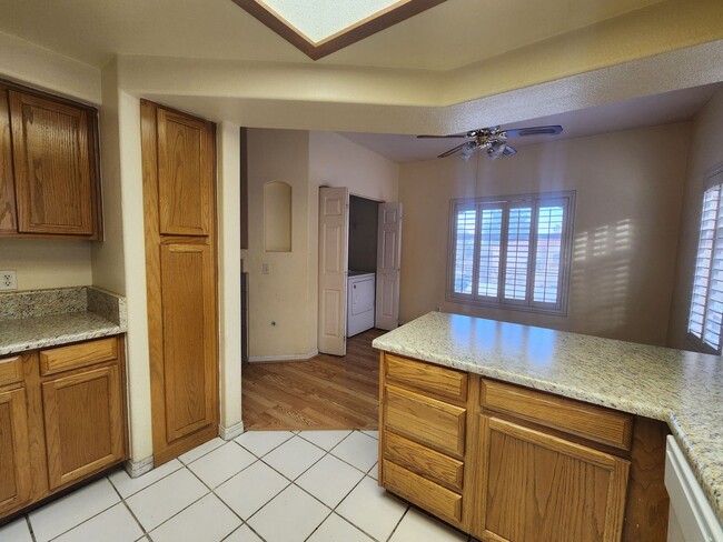 Building Photo - 2nd Story Condo in gated community close to the pool.