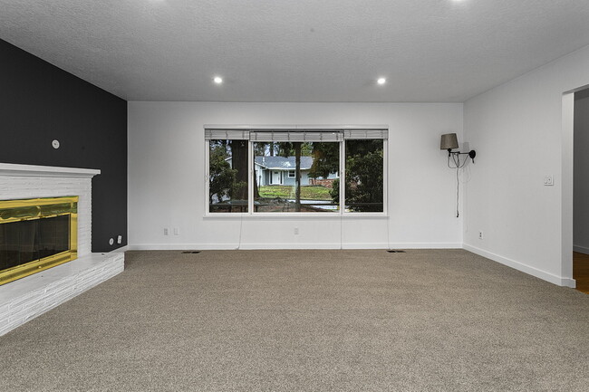 Building Photo - 11400 SW Terra Linda St