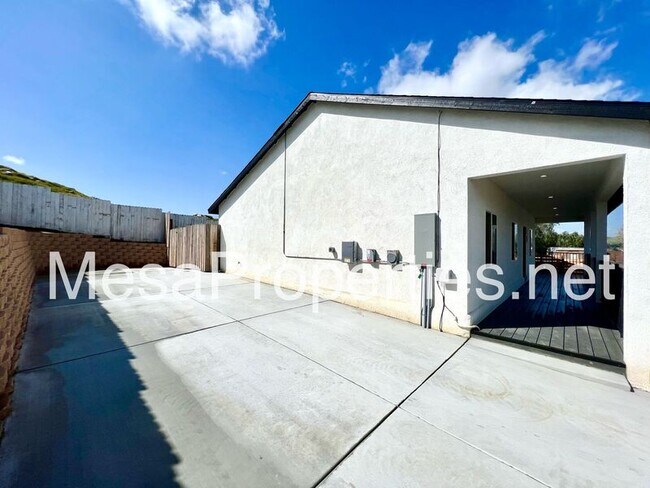 Building Photo - 10152 Cook Ave