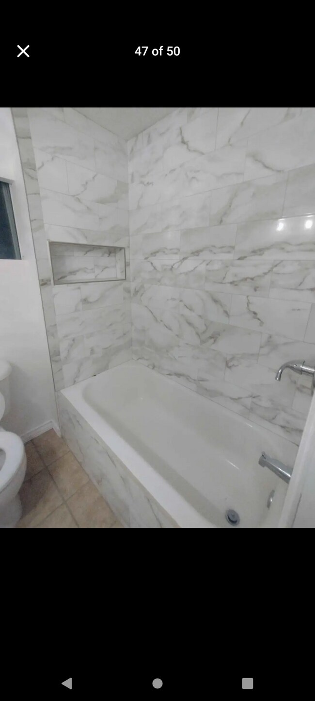 Building Photo - 635 N Nova Rd