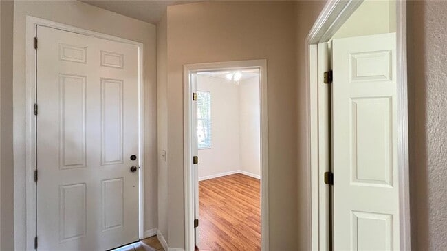 Building Photo - 5350 Paradise Cay Cir