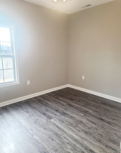 Building Photo - 258 Spring Creek Ave