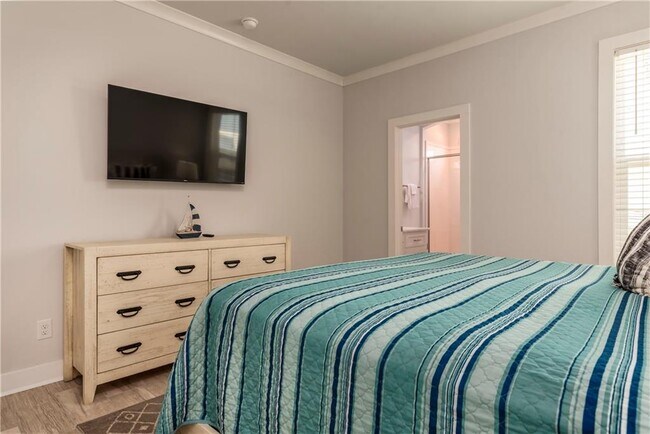 Building Photo - 1913 Cadillac Ave