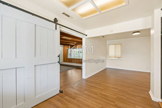 Building Photo - 2155 Portola Ave