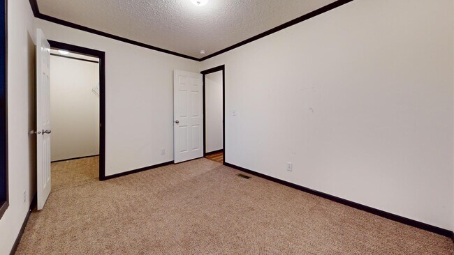 Building Photo - 7708 Waxhaw Hwy