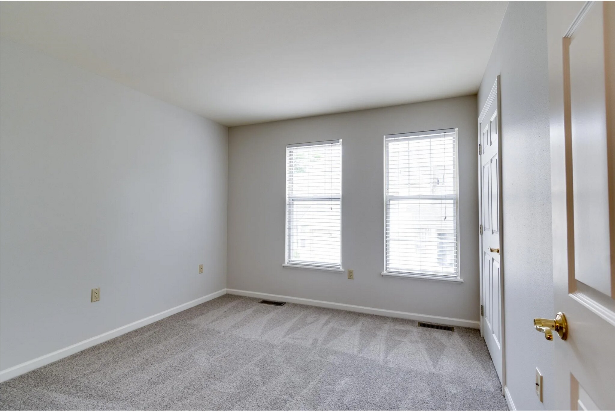 Building Photo - 2989 Holborn Cir