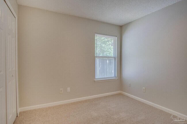 Building Photo - 3164 Cedarwood Village Ln