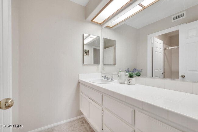 Building Photo - 5092 Benedict Ct