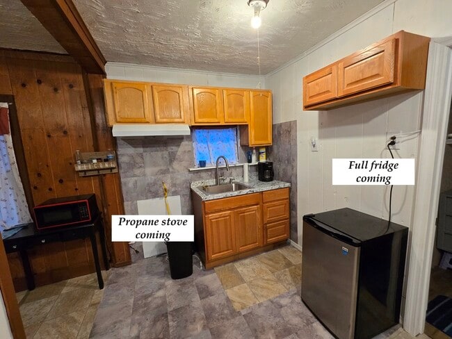 Building Photo - 286 Benton Hollow Rd