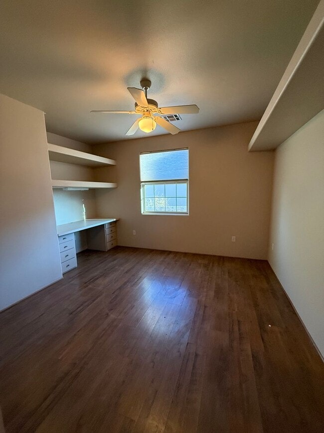 Building Photo - 3878 Stoneybrook Cir