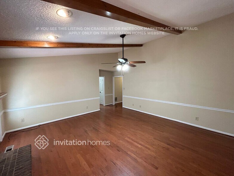 Building Photo - 3309 Clay Ct