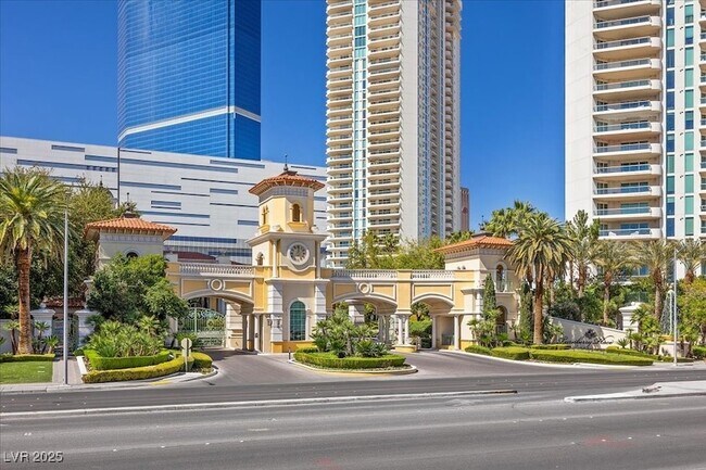 Building Photo - 2877 Paradise Rd