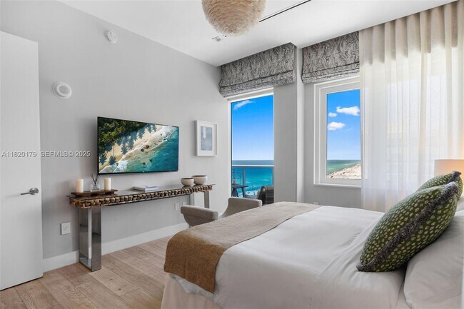 Building Photo - 102 24th St