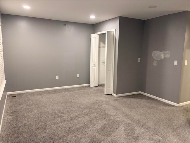 Building Photo - 25582 St James