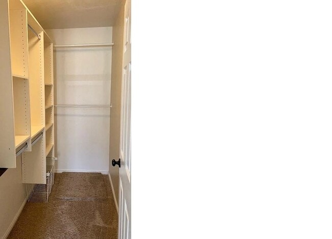 Building Photo - Beautiful Townhome in Excellent Draper Location!