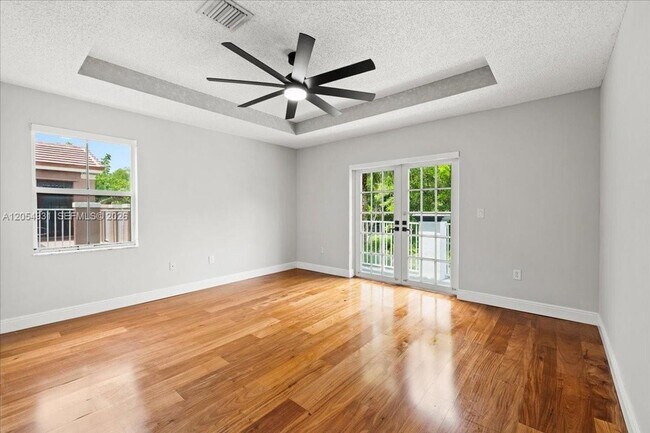 Building Photo - 5014 SW 155th Terrace