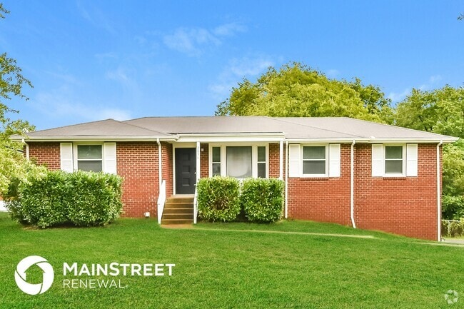 Building Photo - 2036 Hickory Hill Ln