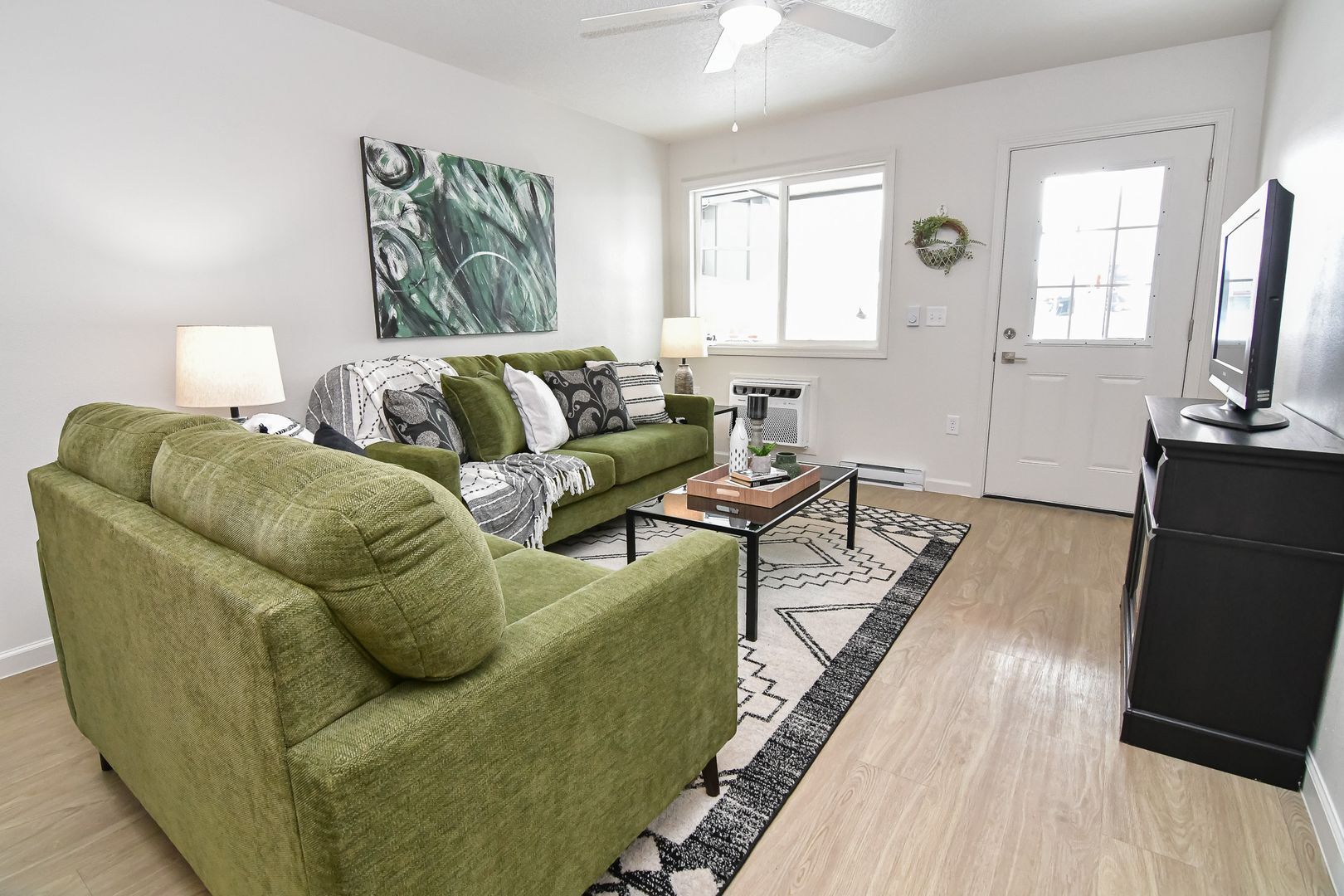 Interior Photo - Fair View