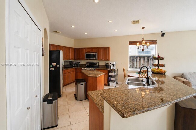 Building Photo - 13989 SW 155th Terrace