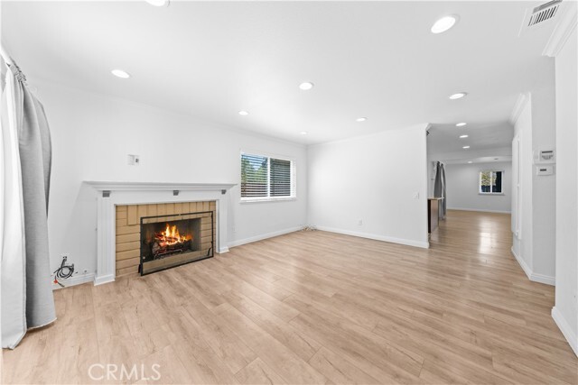 Building Photo - 15410 Elm Ln