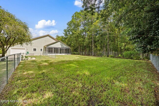 Building Photo - 6218 Hunters Ln