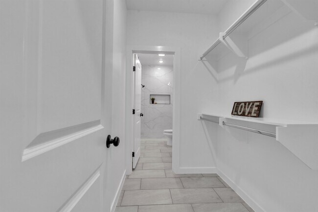 Building Photo - 8218 Casa Verde Rd