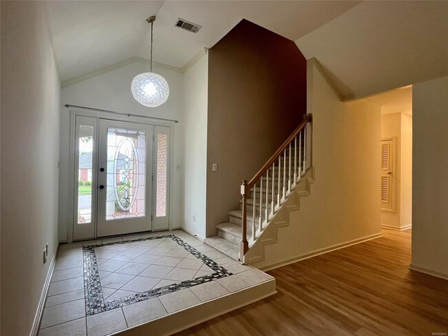 Building Photo - 8601 Harvest Ridge Dr
