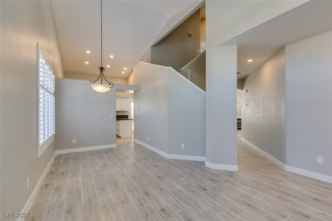Building Photo - 2452 Silver Blossom Ln
