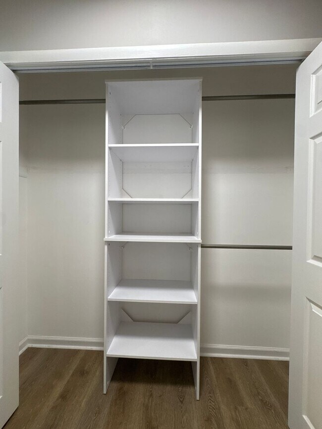 Building Photo - Crossbow Condo