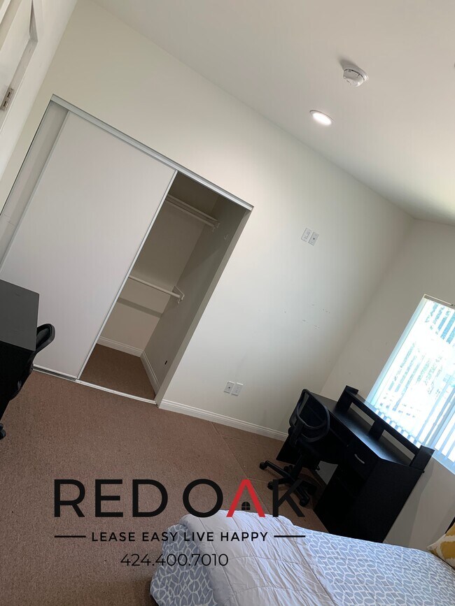 Building Photo - 4301 City Terrace Dr