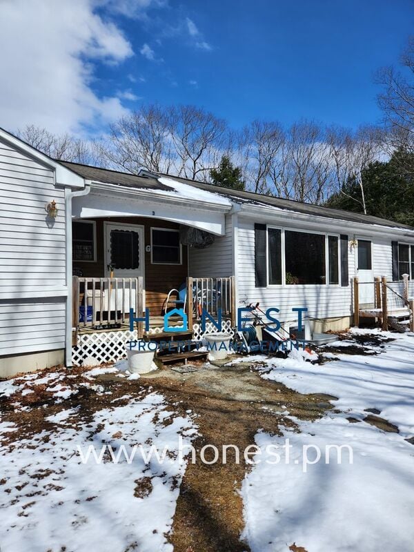 Building Photo - 12 Joey Ln