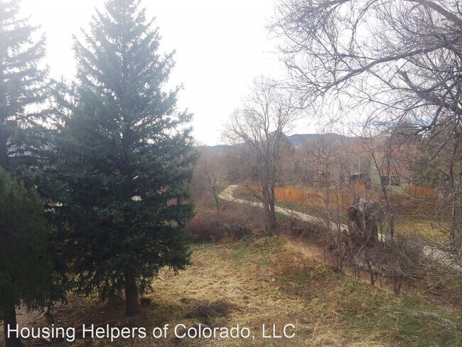 Building Photo - 2 br, 1 bath House - 3021 Kings Ridge Blvd #2