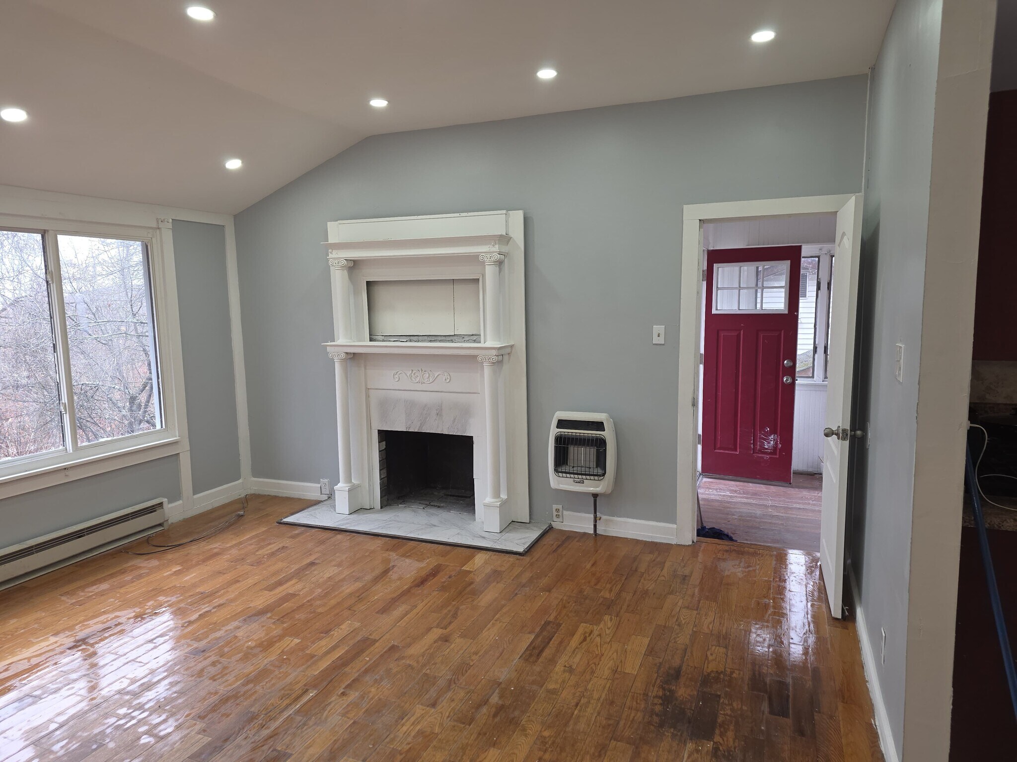 Building Photo - 25 Laurel Trl