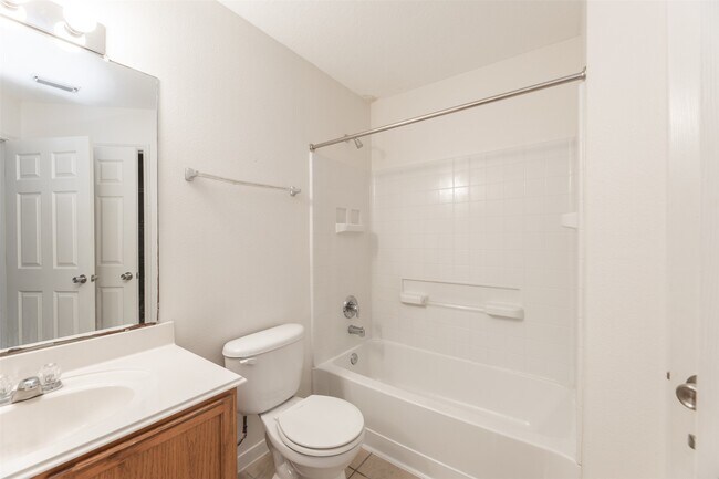 Building Photo - 16522 Grenada Falls Dr