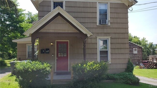 Building Photo - 114 Washington St