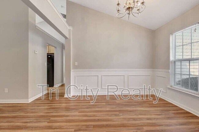 Building Photo - 342 Hunterian Pl